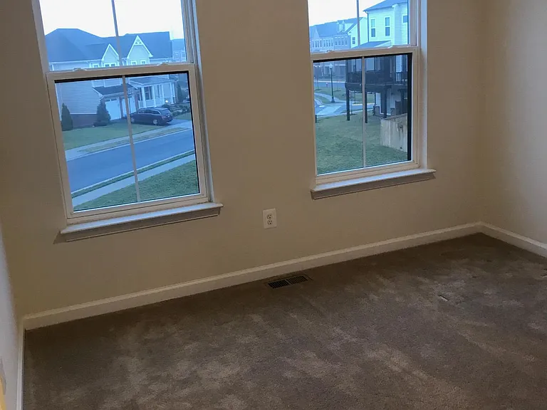 42314 Rockrimmon Ter — Photo 50