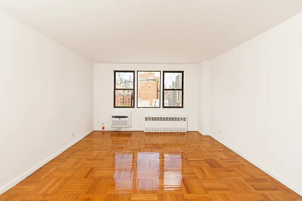 Rented by Siba Management Inc. | media 22