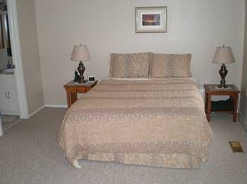 5th image of 3718 Glenbar Ct #J154