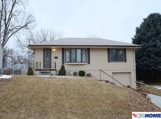 8113 Barbara St, Omaha, NE 68124