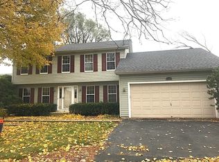 2766 Coventry Ct, Geneva, IL 60134