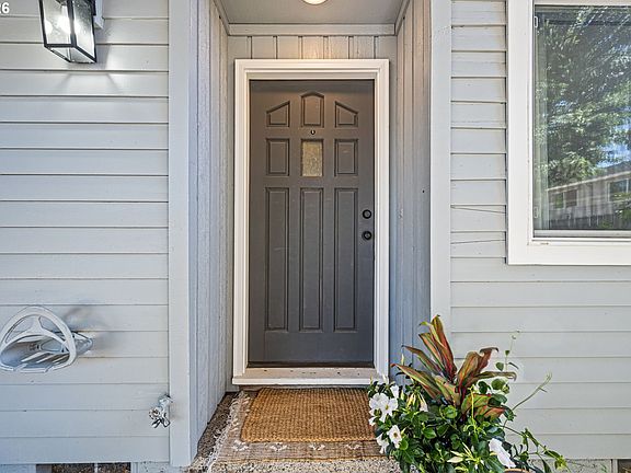 4th image of 4853 Beaver St