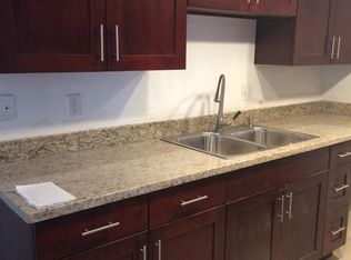 14508 NE 7th Pl APT 4, Bellevue, WA 98007