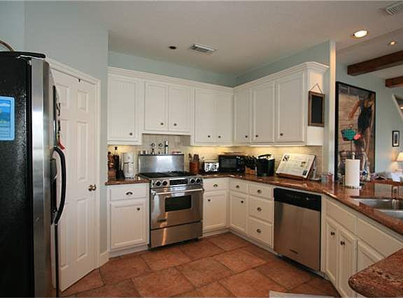 5th image of 3431 Cove Ln