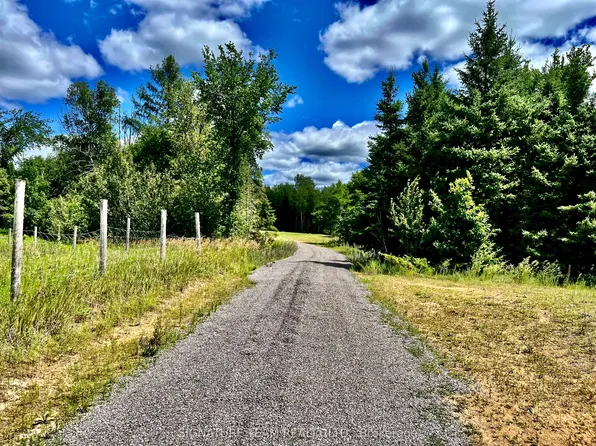 174 Budd Rd, Bonnechere Valley, ON K0J 1T0