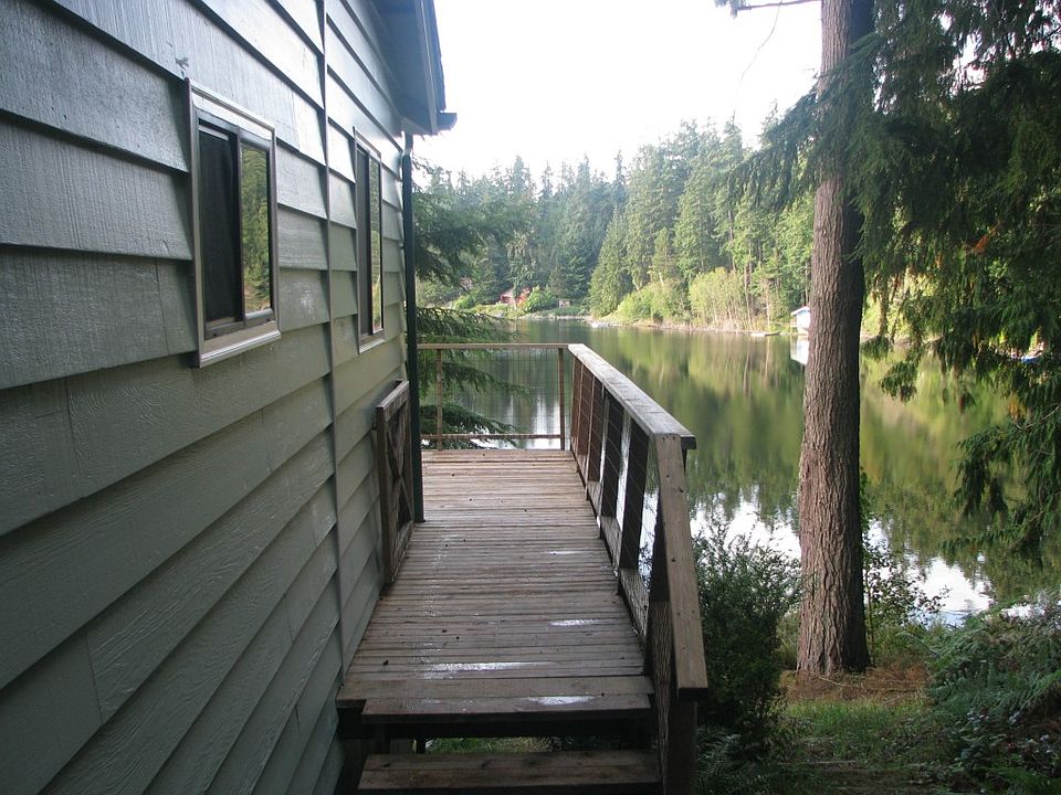 1st image of 5043 Lakeside Dr