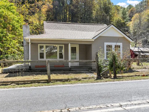 689 Bald Mountain Rd, Burnsville, NC 28714