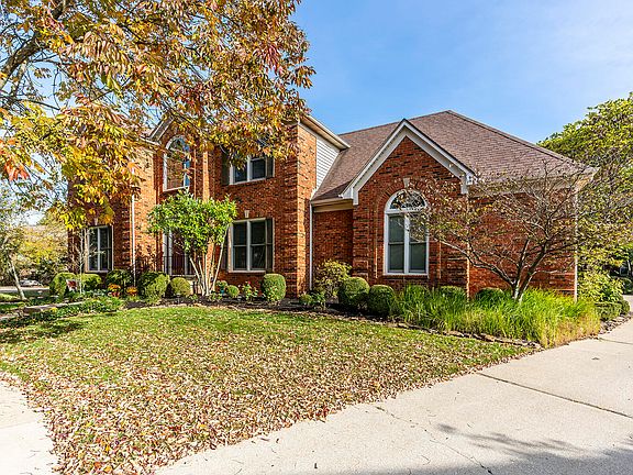 4th image of 2209 Sweetberry Ct