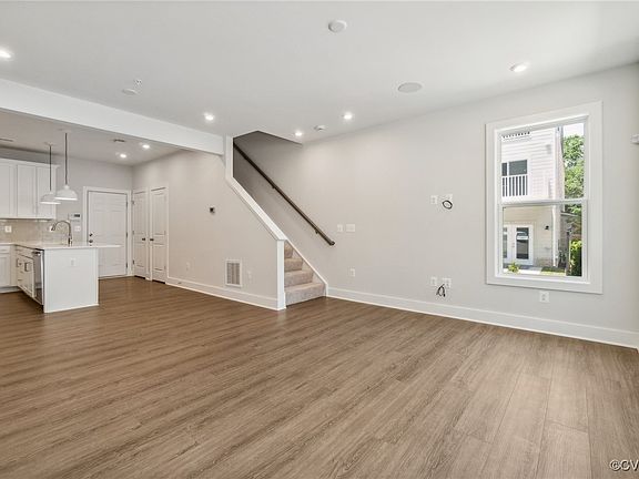 2nd image of 1517 Moore St #A