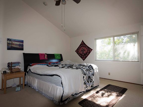 2nd image of 1046 Whitebick Dr