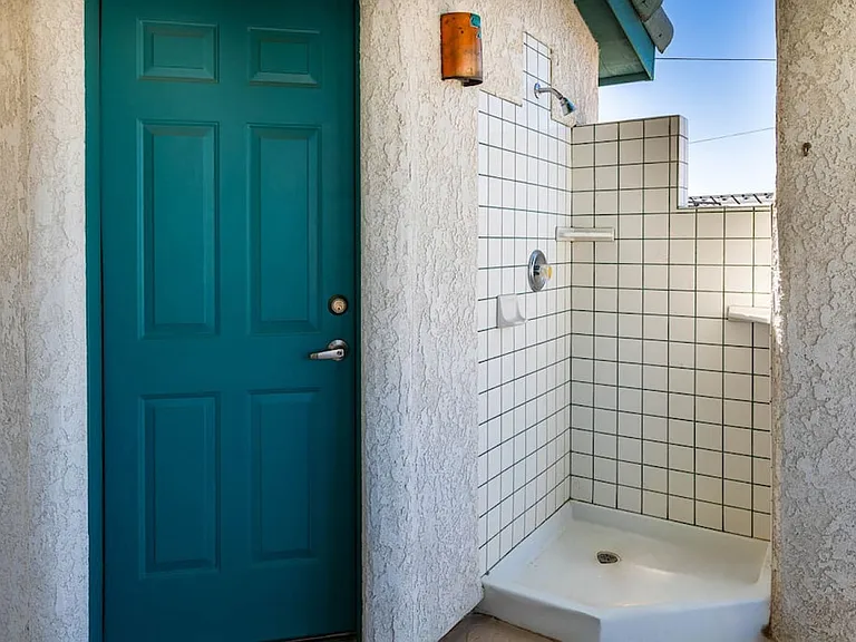833 Paso Dr — Photo 35