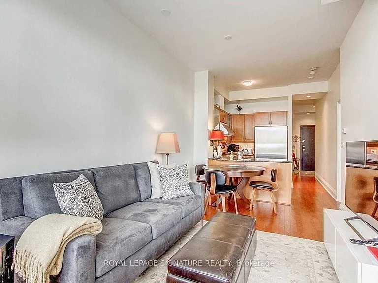 99 Avenue Rd #1005 — Photo 4