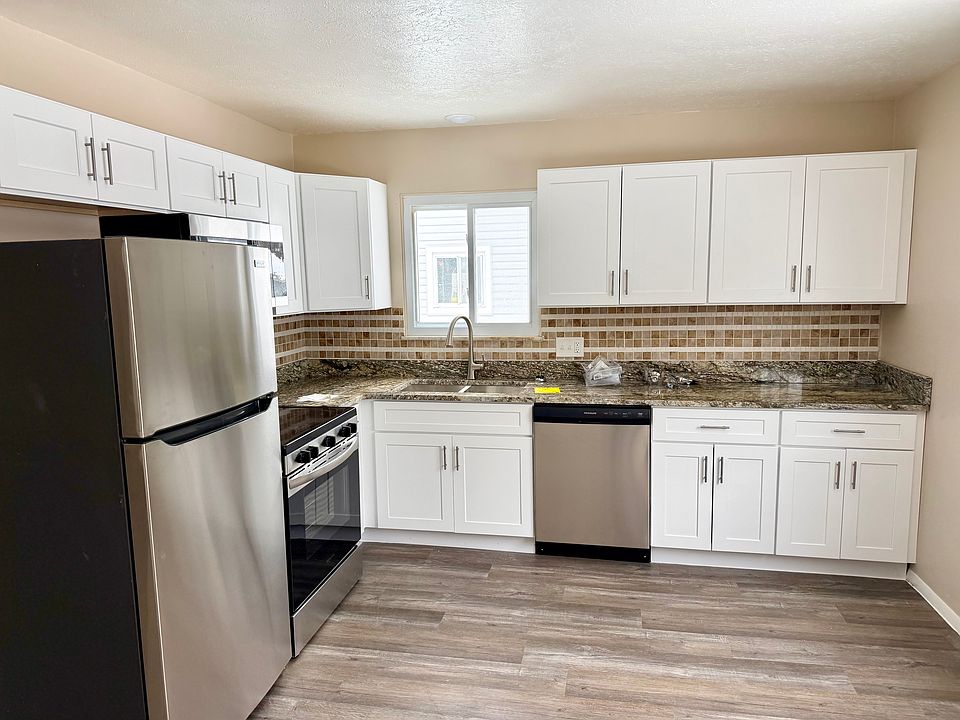 1st image of 4763 & 4767 Hudson Dr #4763