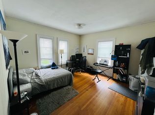 12 Pratt St #1, Boston, MA 02134