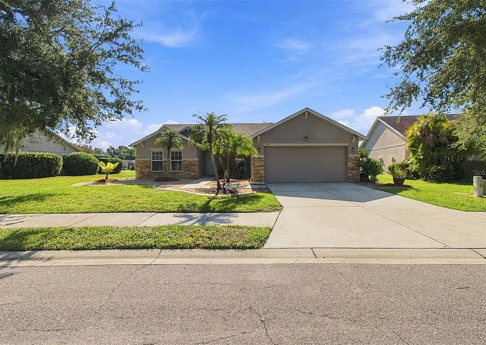 1st image of 11415 WALDEN LOOP