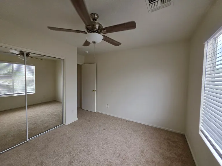1216 E Graham Trl — Photo 26