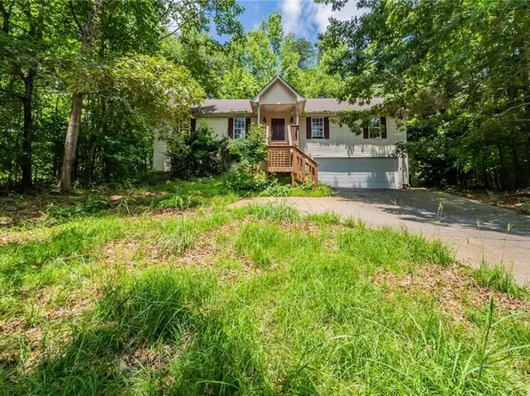 3930 Pine Tree Ln, Gainesville, GA 30501