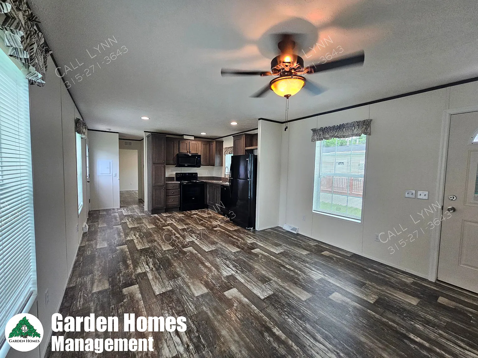 3 bed, 1.5 bath, 924 sqft, $1,400 — Photo 3