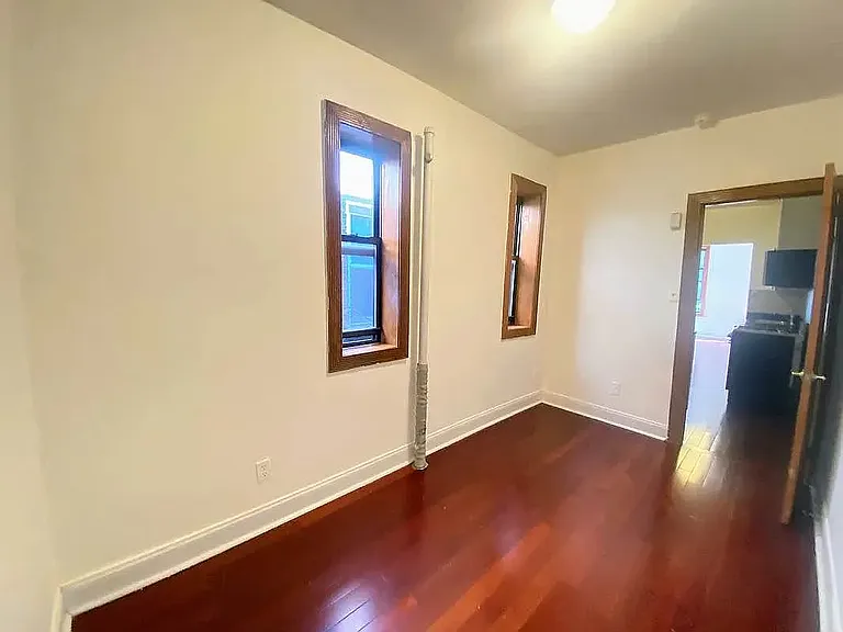 315 E 73rd St #5T — Photo 6