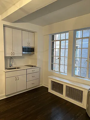 Rented by Palladium Property Group | media 11