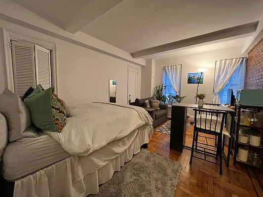 Rented by Corcoran | media 1