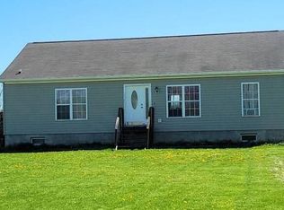 7261 W Bergen Rd, Bergen, NY 14416