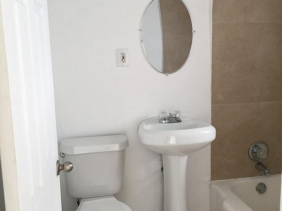 3rd image of 1197 Marseille Dr APT 10