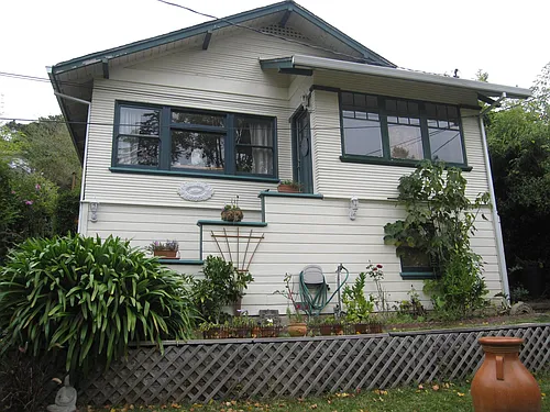 315 Oakdale Ave Photo 1
