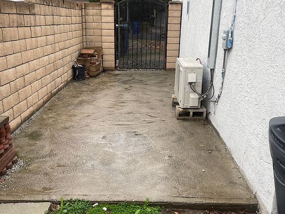 5th image of 150 E El Norte St