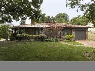 814 S Vail Ave, Arlington Heights, IL