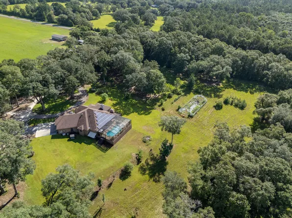 5968 County Highway 147 W, Laurel Hill, FL 32567