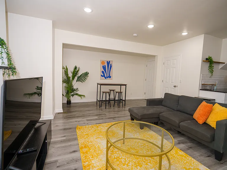 107 Highland Ave #1 — Photo 5