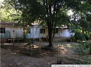 1355 Great Oaks Cv, Southaven, MS 38671