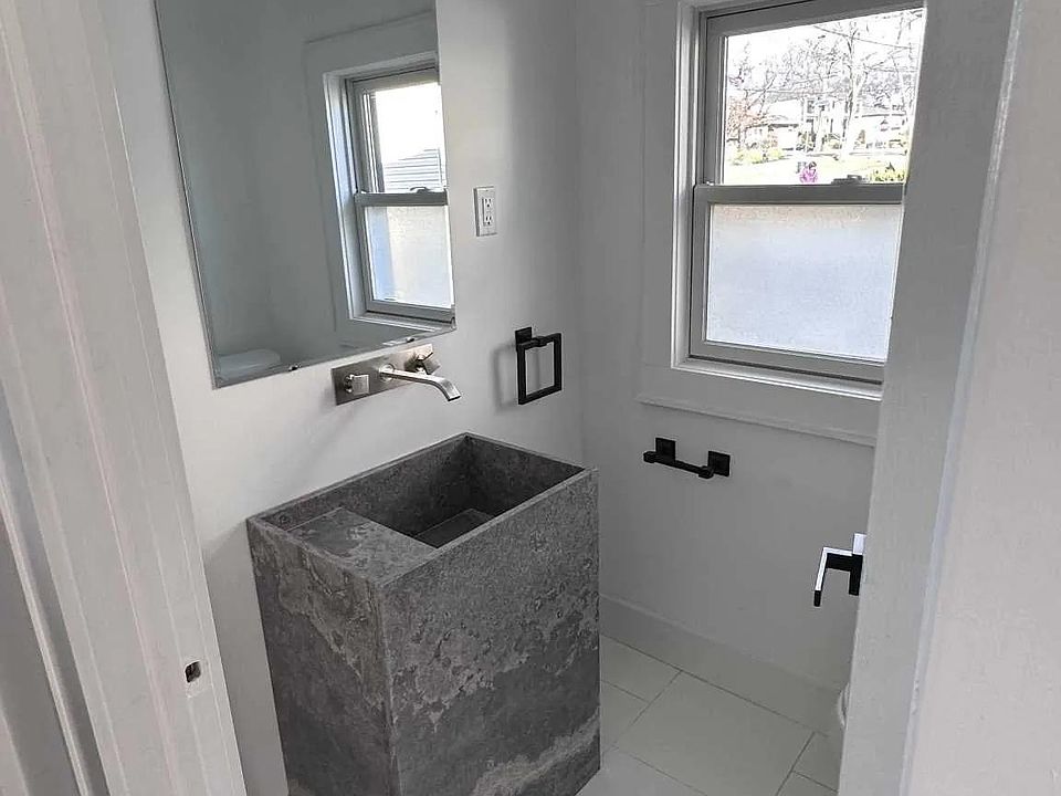 1st image of 1156 Abbott Blvd