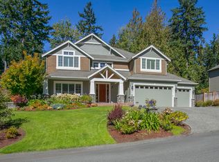 9476 NE Idel Weis Ct, Bainbridge Island, WA 98110