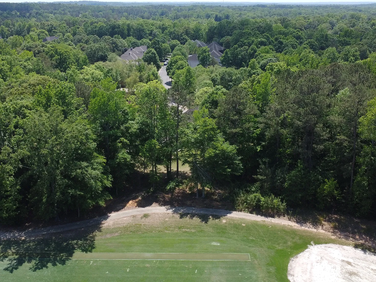 5 bed, 3751 sqft, $5,500 — Photo 3