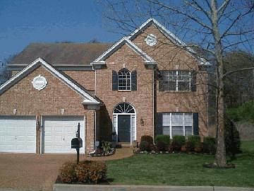 2nd image of 116 Sterling Oaks Ct