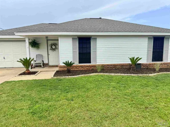 818 Amberway Dr, Pensacola, FL 32506