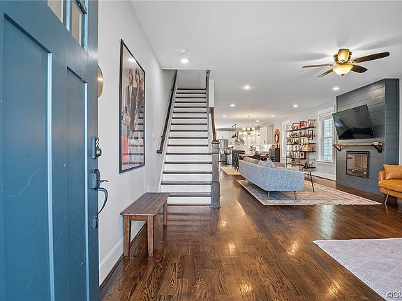 2nd image of 1209 N 21st St