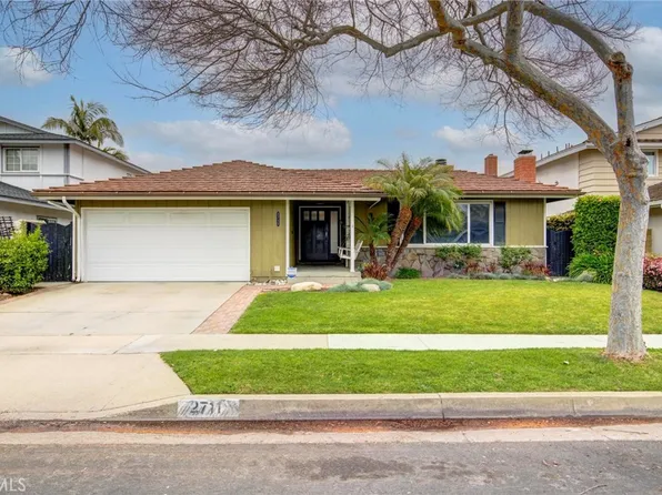 2711 W 233rd St, Torrance, CA 90505