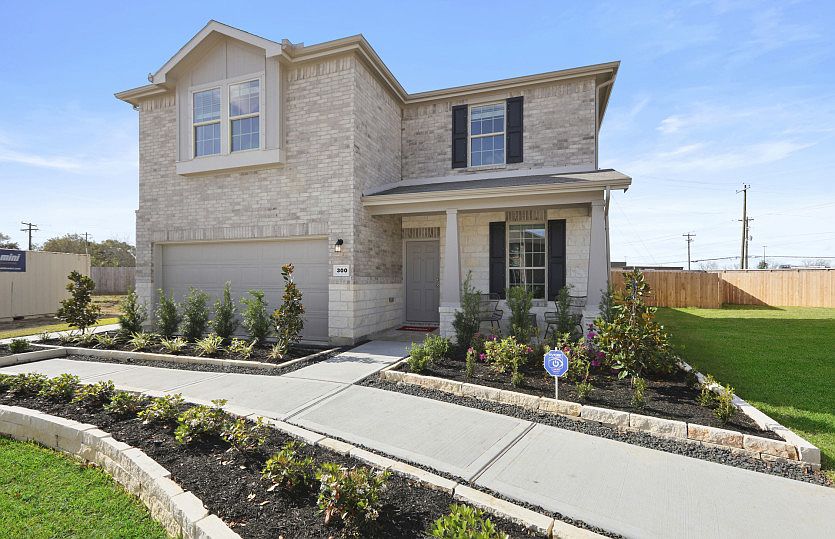 Model Home Exterior Q