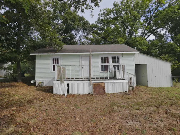 1001 W 49th St, Anniston, AL 36206