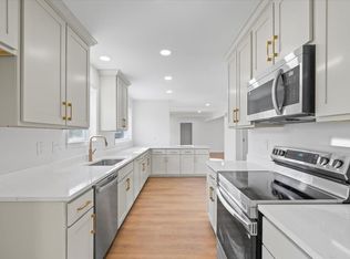 1676 Miller Farms Rd, Germantown, TN 38138