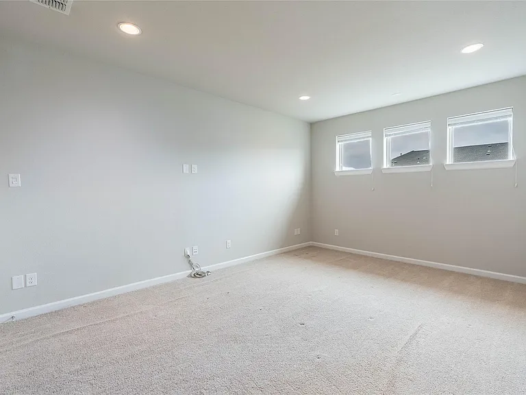1113 Peacock Blvd — Photo 29
