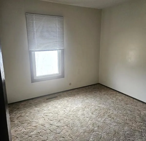 Heritage West Apartments — Photo 34