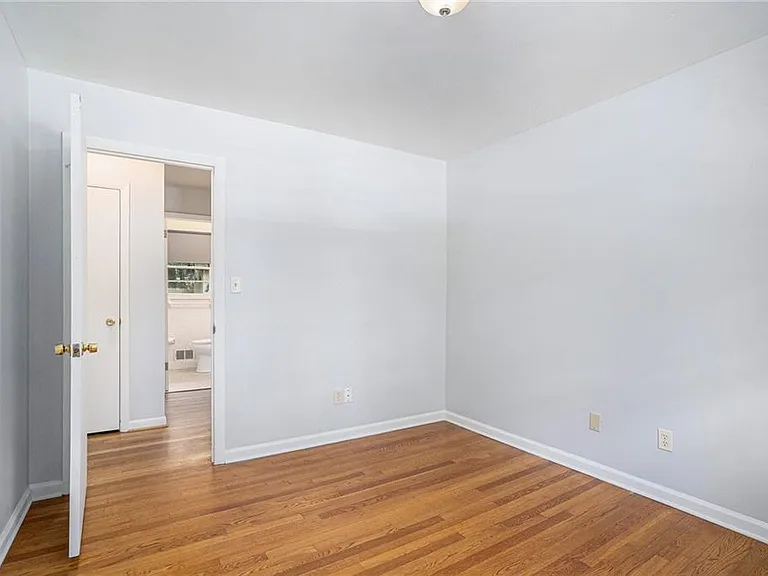 2839 Concord Dr — Photo 15
