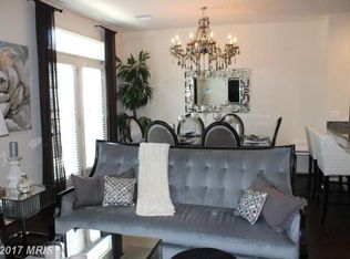 1547 Renate Dr, Woodbridge, VA 22192