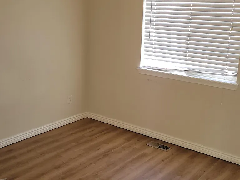 17035 E Arkansas Ave — Photo 19
