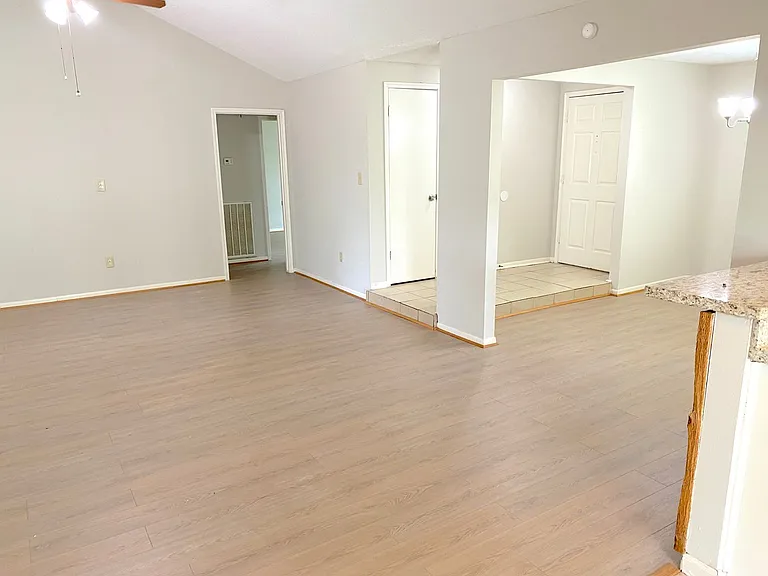 22303 N Fork Dr — Photo 7
