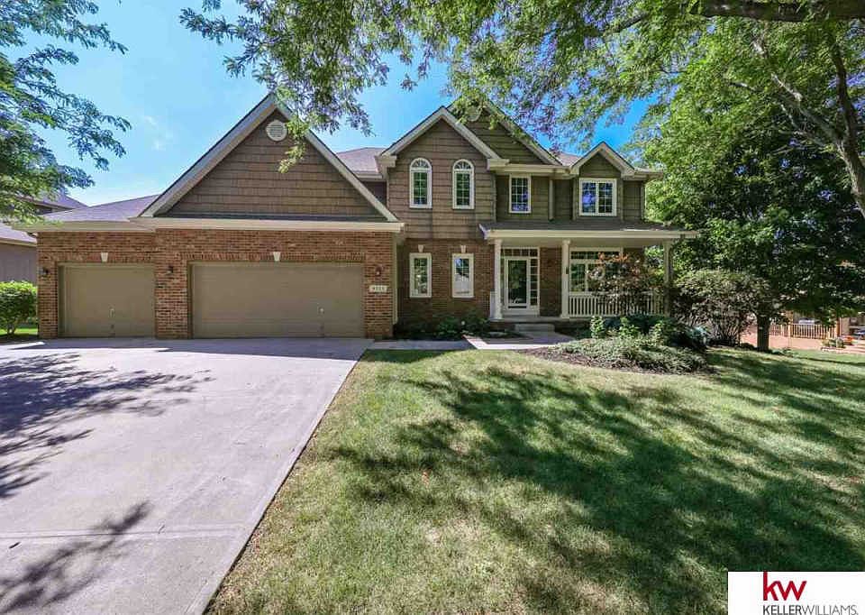 1st image of 9223 Brentwood Dr